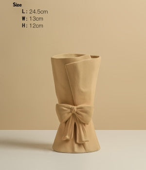 The Elara Floral Arrangement