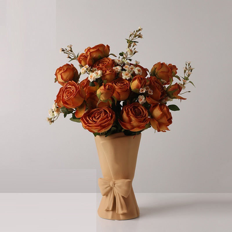 The Elara Floral Arrangement